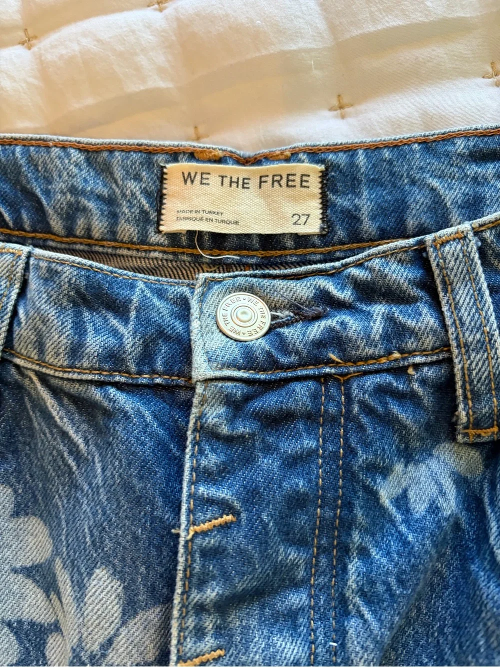 Free People -We The Free Blue Denim Hibiscus Print Barrel Jeans - Picture 3 of 6
